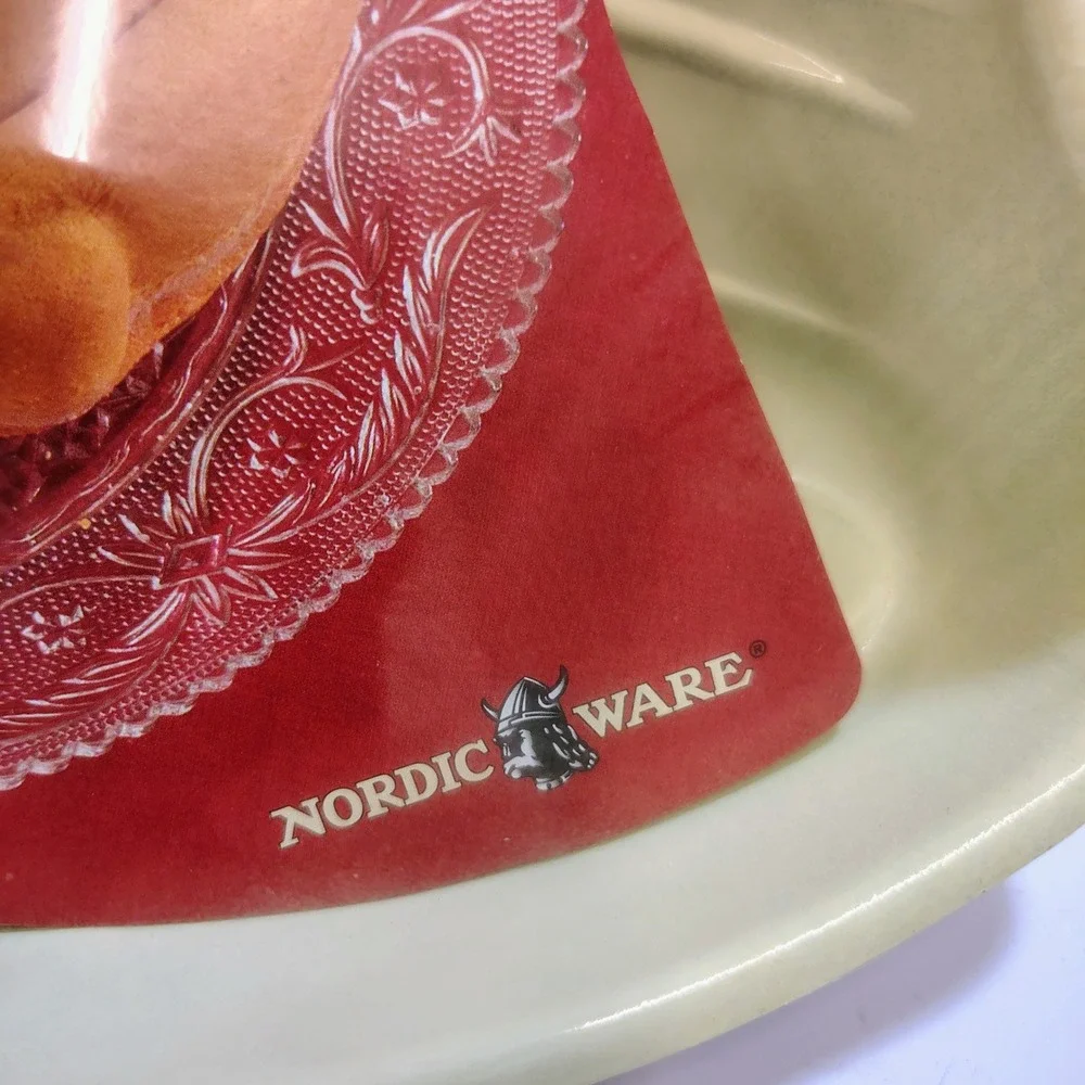 Nordic Ware Twin Bells Nostalgic Baking Mold 10 Cup Christmas Cake Pan 31442 NEW